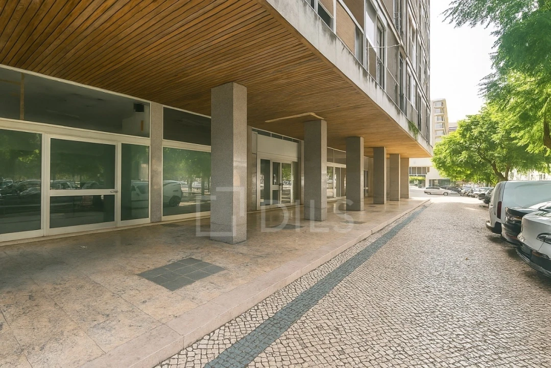 Loja para Arrendamento em Alvalade Foto 2