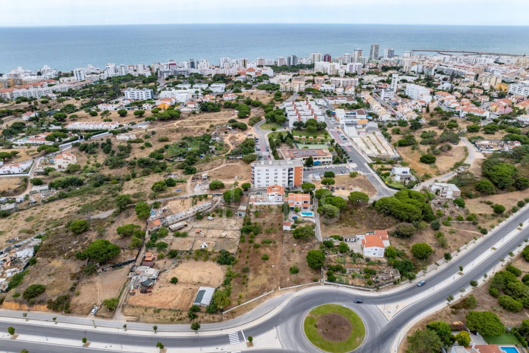 Terreno para Venda em Quarteira Foto 10