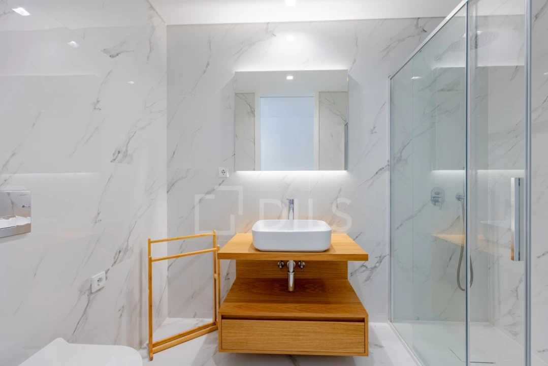 Apartamento T4 para Venda em Olhão Foto 20