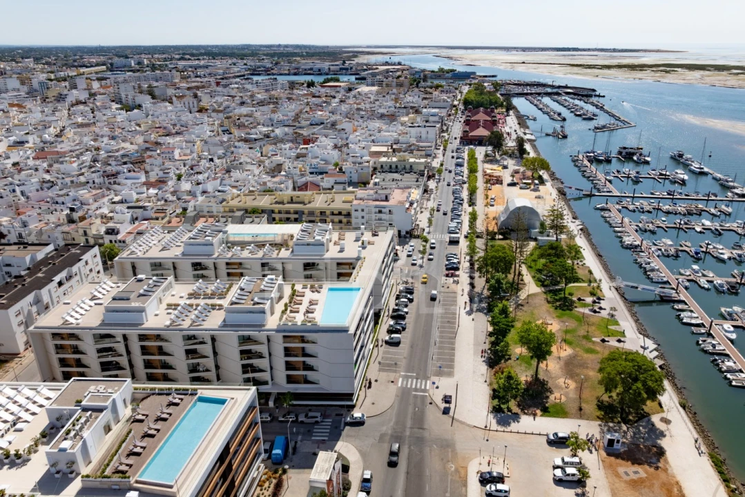 Apartamento T4 para Venda em Olhão Foto 30