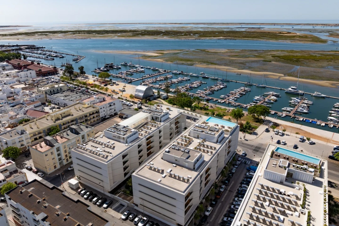 Apartamento T4 para Venda em Olhão Foto 1