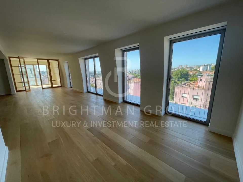 Apartamento T3 para Venda em Moscavide e Portela Foto 2
