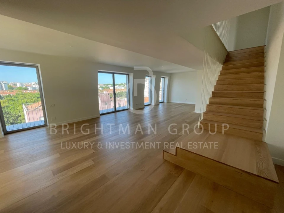 Apartamento T3 para Venda em Moscavide e Portela Foto 1