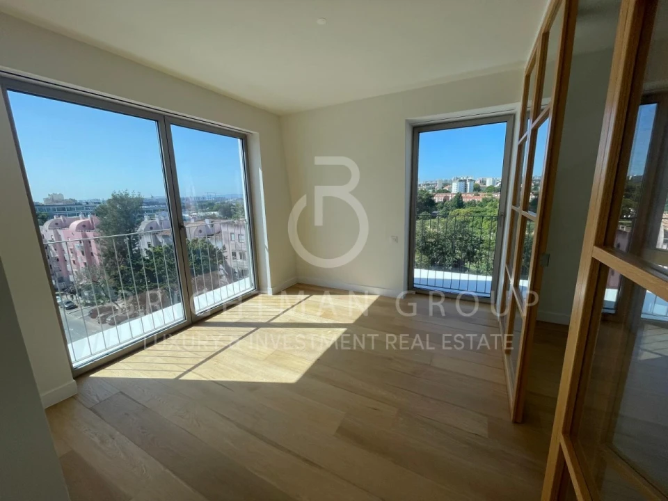 Apartamento T3 para Venda em Moscavide e Portela Foto 8