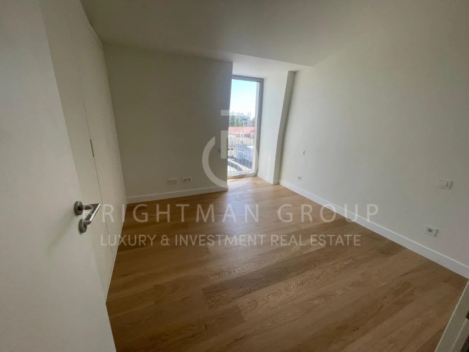 Apartamento T3 para Venda em Moscavide e Portela Foto 14