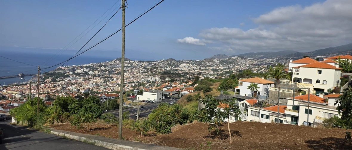 Terreno para Venda em Funchal (Santa Maria Maior) Foto 6