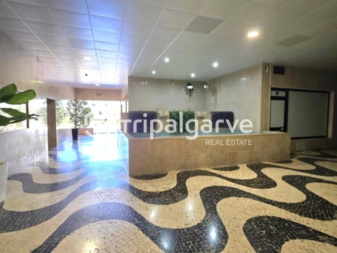 Apartamento T2 para Venda em Quarteira Foto 5