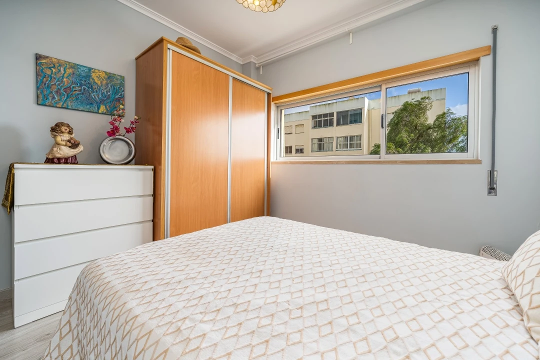Apartamento T3 para Venda em Portimão Foto 16