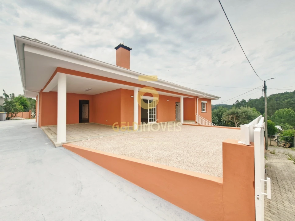 Moradia T3 para Venda em Canedo, Vale e Vila Maior Foto 35