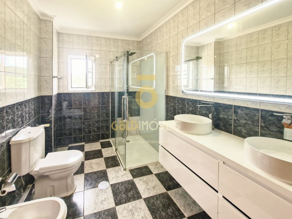 Moradia T3 para Venda em Canedo, Vale e Vila Maior Foto 13