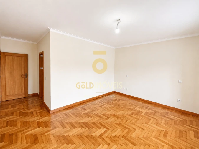 Moradia T3 para Venda em Canedo, Vale e Vila Maior Foto 10