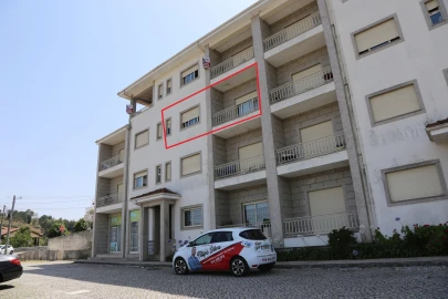 Apartamento T2 para Venda em Lustosa e Barrosas (Santo Estêvão)