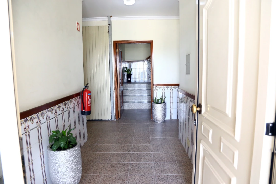 Apartamento T2 para Venda em Lustosa e Barrosas (Santo Estêvão) Foto 3