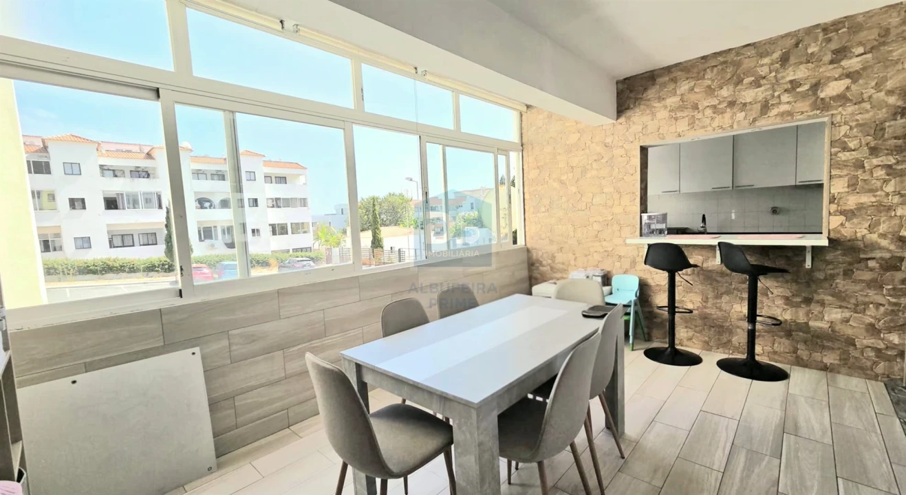 Apartamento T1 para Venda em Albufeira e Olhos de Água Foto 8
