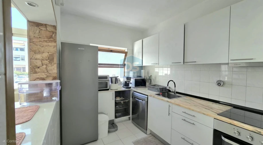 Apartamento T1 para Venda em Albufeira e Olhos de Água Foto 13