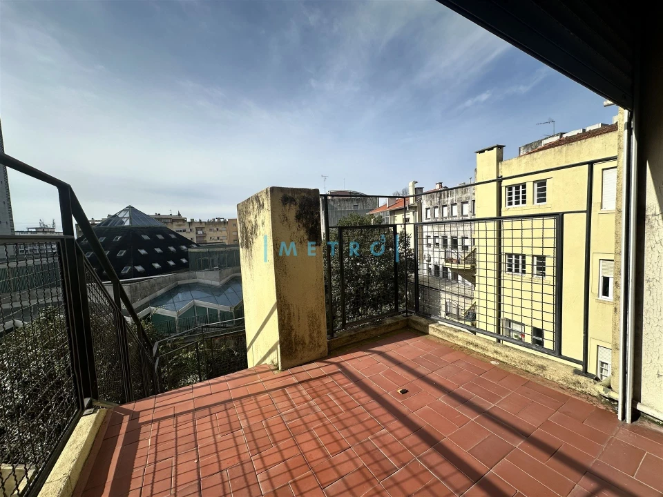 Apartamento T3 para Arrendamento em Cedofeita, Santo Ildefonso, Sé, Miragaia, São Nicolau e Vitória Foto 5