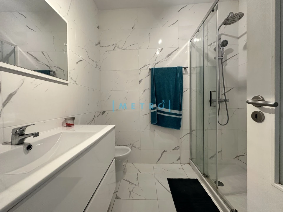 Apartamento T3 para Arrendamento em Cedofeita, Santo Ildefonso, Sé, Miragaia, São Nicolau e Vitória Foto 8