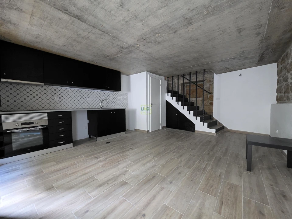 Moradia T2 para Venda em Escalos de Cima e Lousa Foto 4