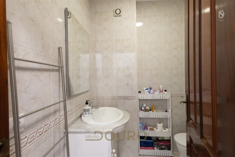 Apartamento T3 para Venda em São Bernardo Foto 10