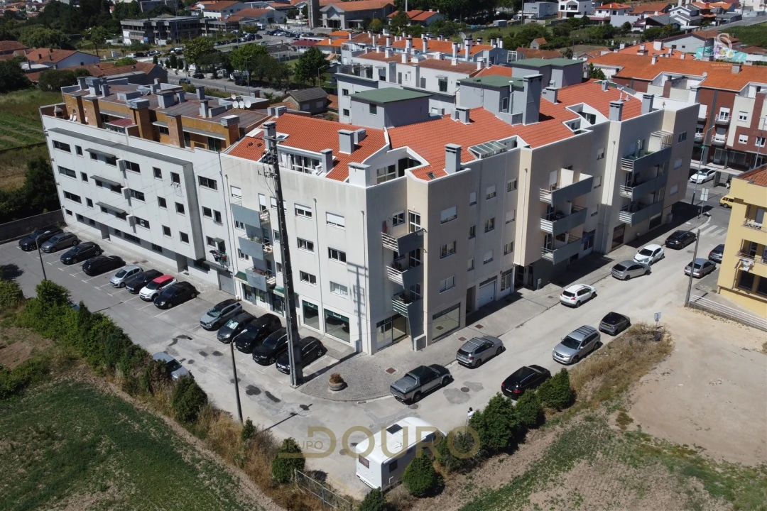 Apartamento T3 para Venda em São Bernardo Foto 97
