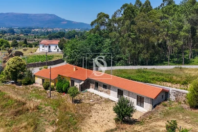 Quinta T15 para Venda em Geraz do Lima (Santa Maria, Santa Leocádia, Moreira), Deão