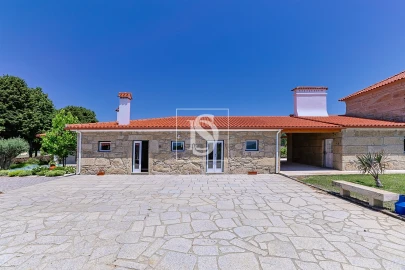 Quinta T15 para Venda em Geraz do Lima (Santa Maria, Santa Leocádia, Moreira), Deão
