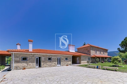 Quinta T15 para Venda em Geraz do Lima (Santa Maria, Santa Leocádia, Moreira), Deão