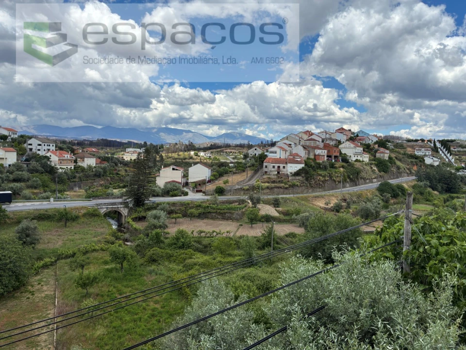 Moradia T7 para Venda em Silvares Foto 41