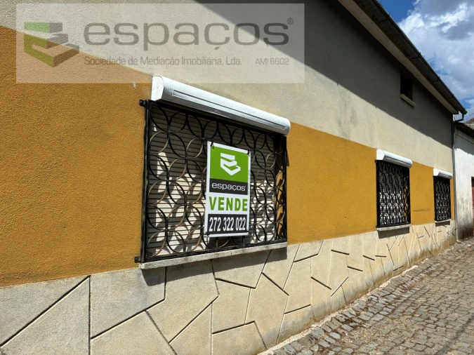 Moradia T7 para Venda em Silvares Foto 3