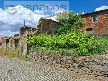 Moradia T1 para Venda em Silvares