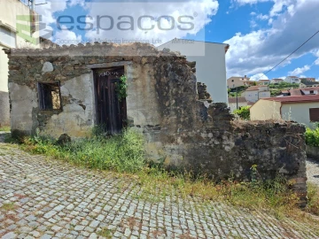 Moradia T1 para Venda em Silvares