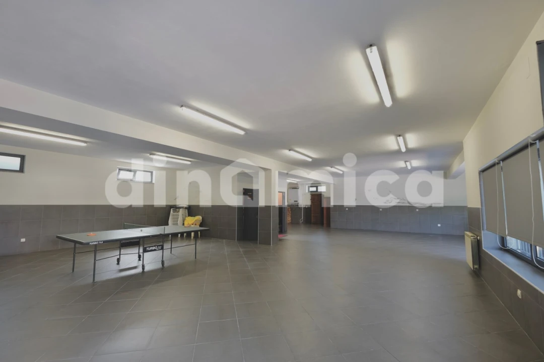 Moradia T5 para Venda em Antas e Abade de Vermoim Foto 71