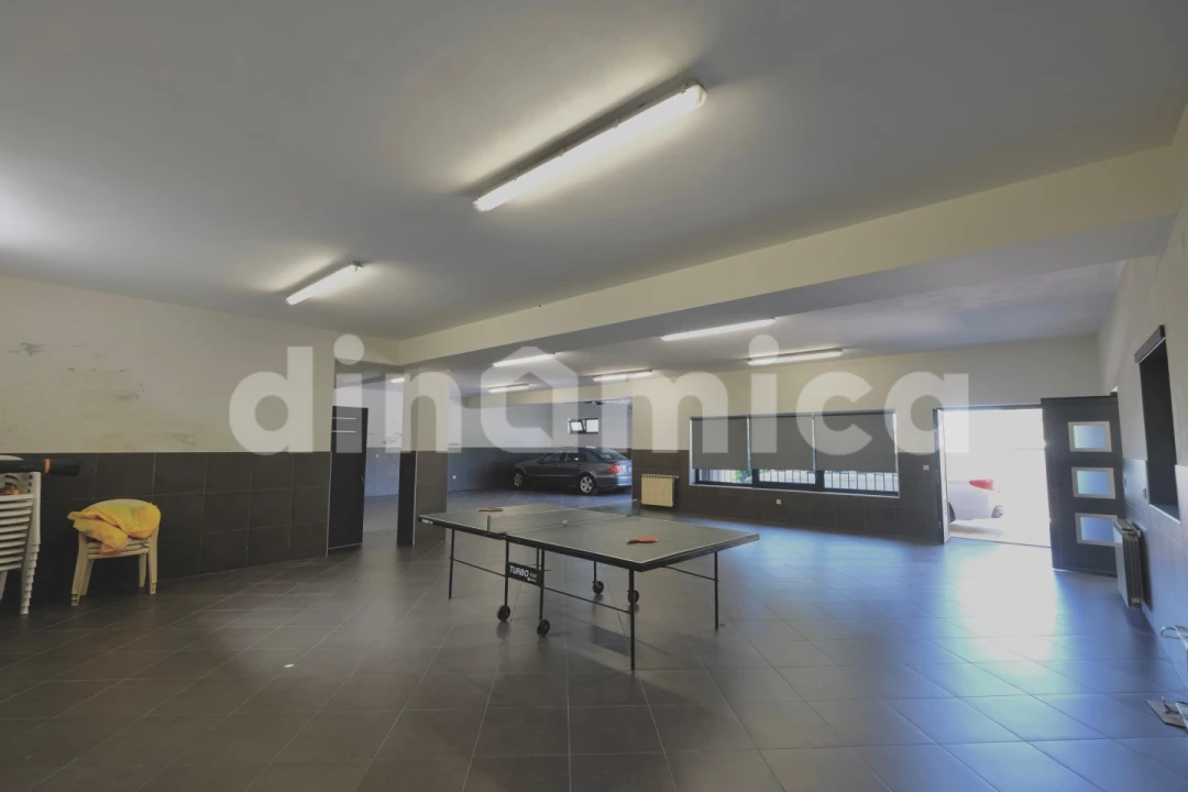 Moradia T5 para Venda em Antas e Abade de Vermoim Foto 72