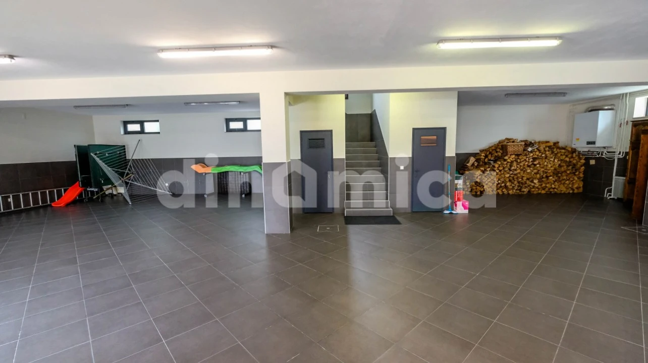 Moradia T5 para Venda em Antas e Abade de Vermoim Foto 73