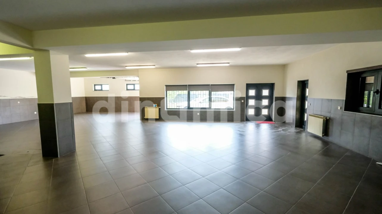 Moradia T5 para Venda em Antas e Abade de Vermoim Foto 74