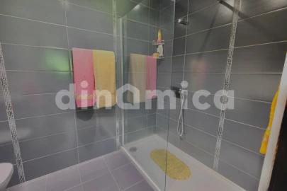 Moradia T5 para Venda em Antas e Abade de Vermoim