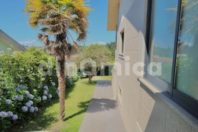 Moradia T5 para Venda em Antas e Abade de Vermoim