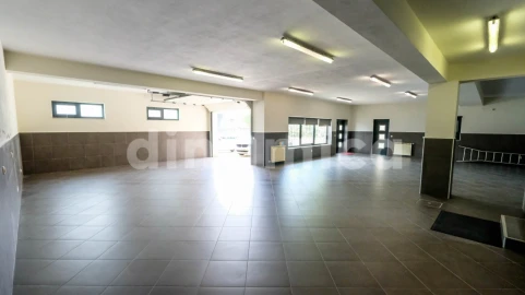 Moradia T5 para Venda em Antas e Abade de Vermoim
