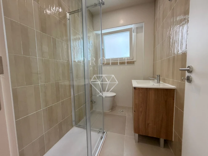 Apartamento T2 para Venda em Algés, Linda-A-Velha e Cruz Quebrada-Dafundo Foto 14