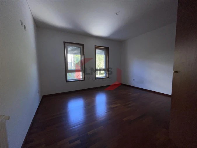 Apartamento T2 para Venda em Bonfim Foto 11