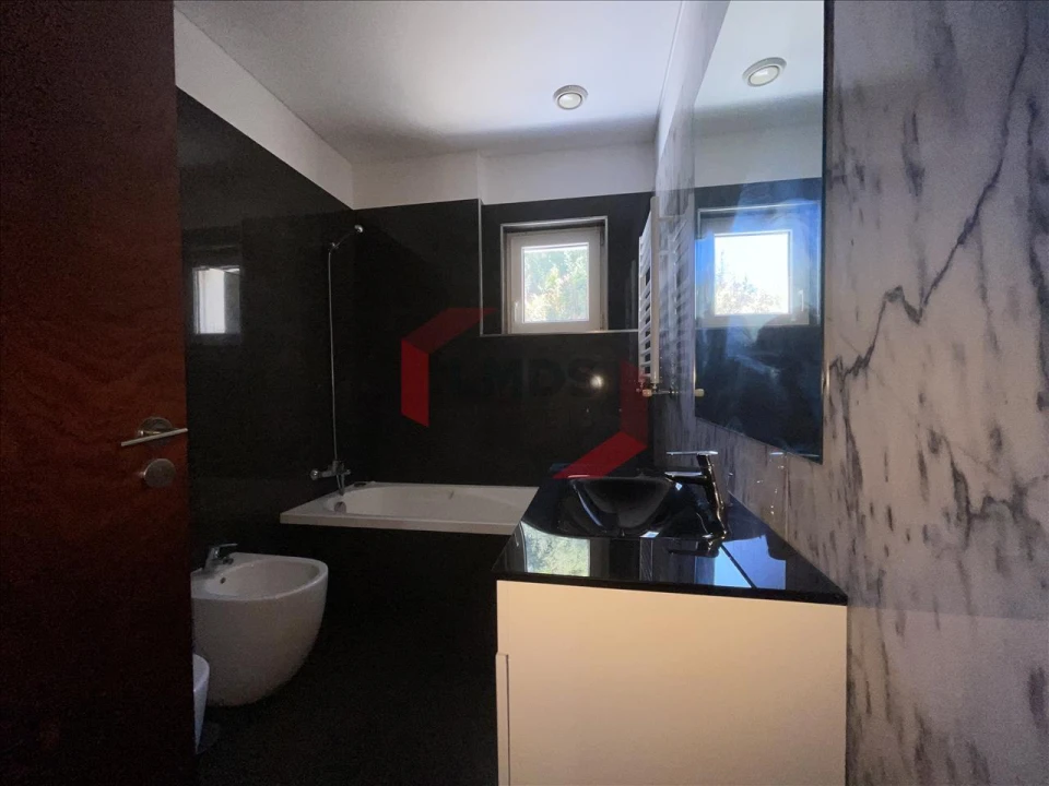 Apartamento T2 para Venda em Bonfim Foto 18
