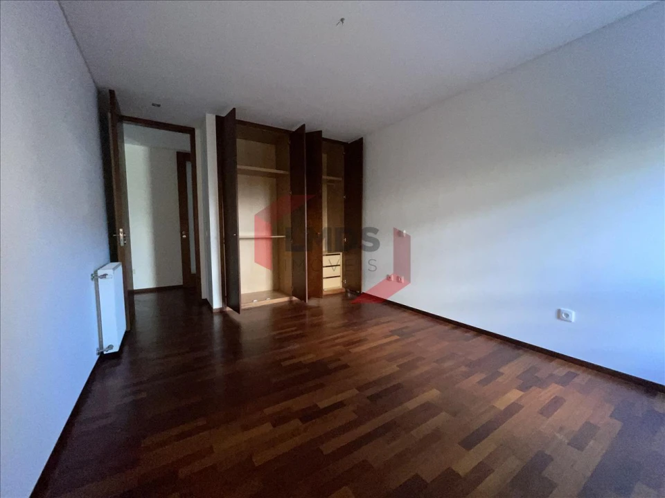 Apartamento T2 para Venda em Bonfim Foto 14