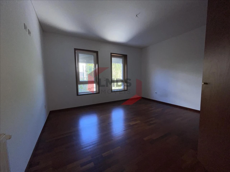 Apartamento T2 para Venda em Bonfim Foto 11