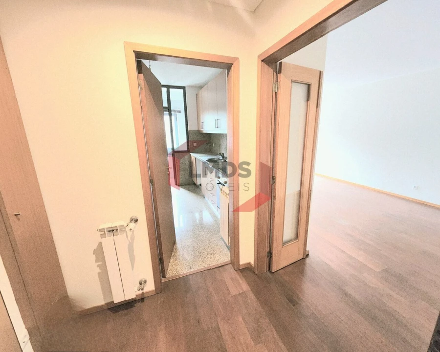 Apartamento T3 para Venda em Canelas Foto 6