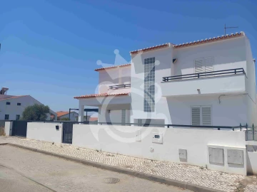 Moradia T5 para Venda em Serpa (Salvador e Santa Maria)