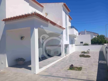 Moradia T5 para Venda em Serpa (Salvador e Santa Maria)
