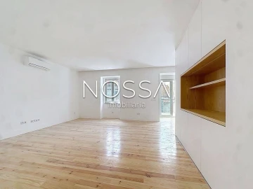 Apartamento T3 para Venda em São Vicente