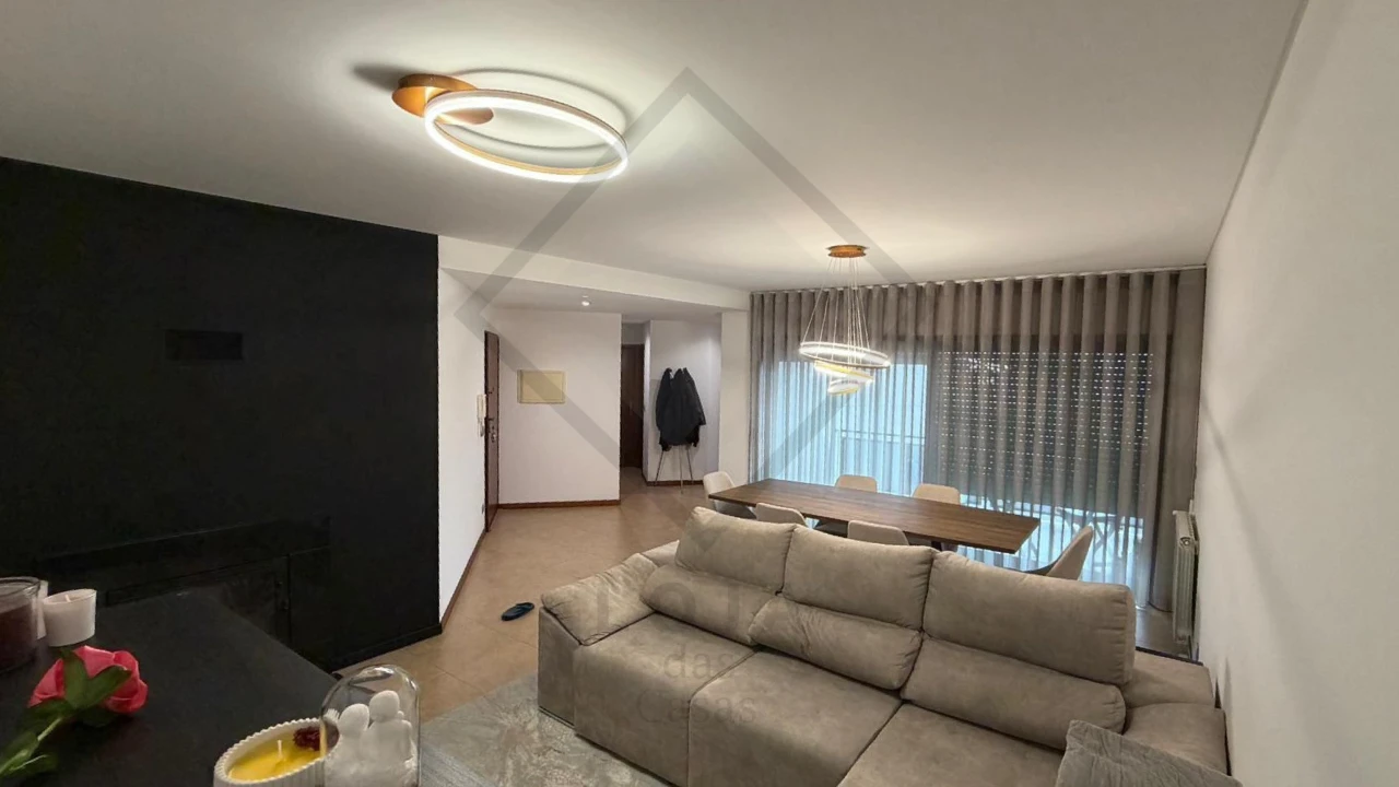 Apartamento T2 para Venda em Vila Verde e Barbudo Foto 4