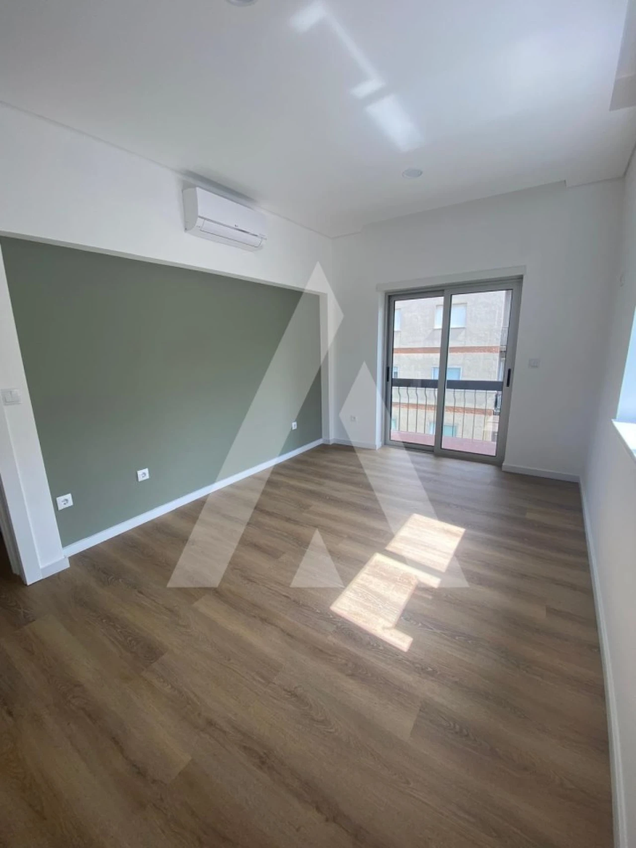 Apartamento T4 para Venda em Viseu Foto 18