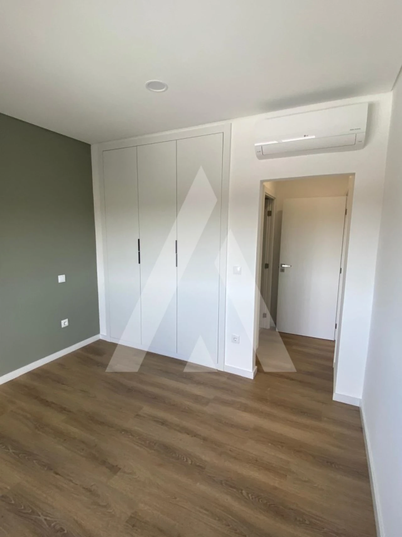 Apartamento T4 para Venda em Viseu Foto 19